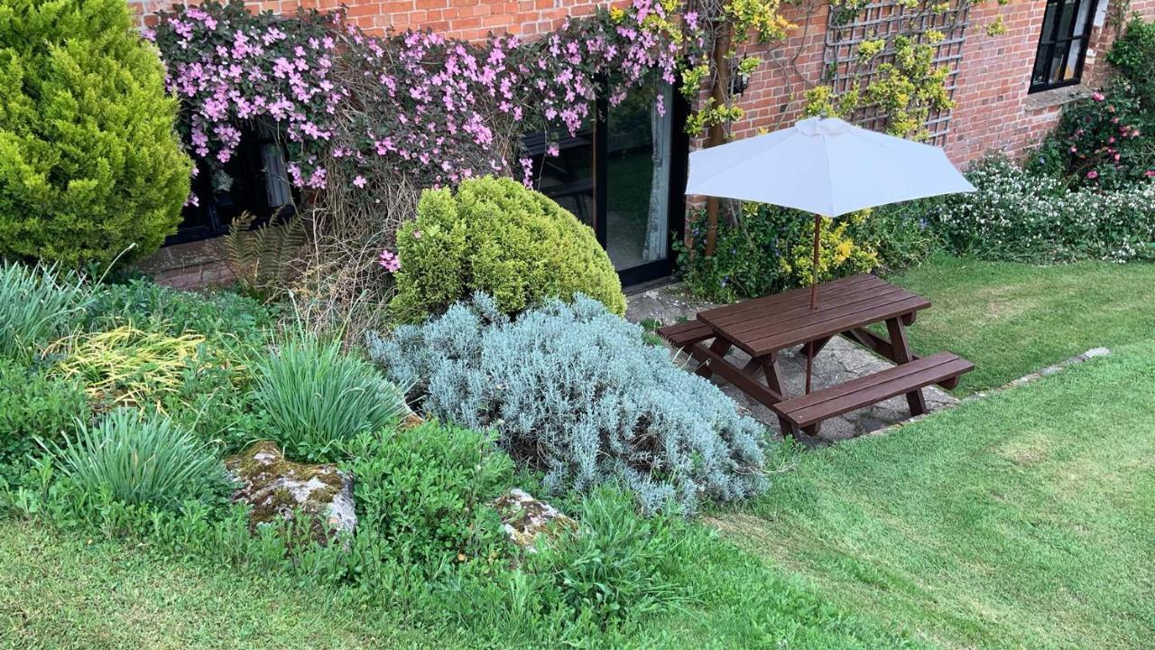 Shippen Cottage - Perfect For Couples Or Families Sidmouth Bagian luar foto